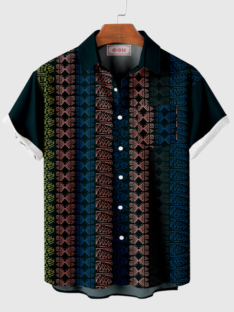 Kurzärmliges Herrenhemd im böhmischen Stil mit bunten Streifennähten