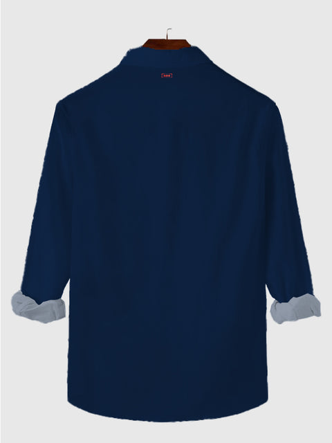 Klassisches Vintage-Herren-Langarmhemd mit Kontrastfarbe in Blau und Weiß